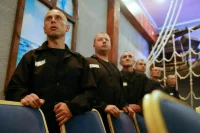 Заключённых хотят отпускать из колоний на футбол и в театр