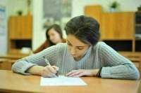 В Минпросвещения рассказали, как планируют уменьшить число контрольных в школах