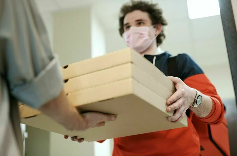 В ВОЗ призвали сервисы по доставке указывать данные о питательности продуктов
