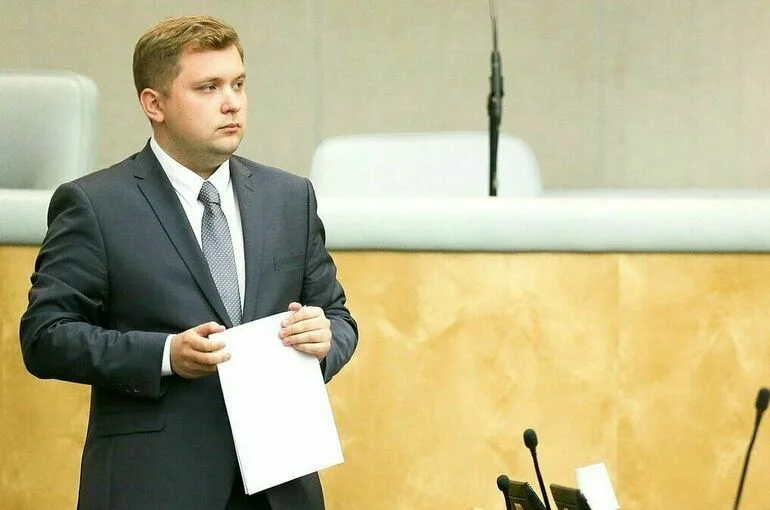 Чернышов предложил ввести выплаты отцам на досуг с детьми
