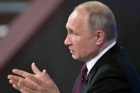 Президент призвал депутатов сформировать систему поддержки семей с детьми