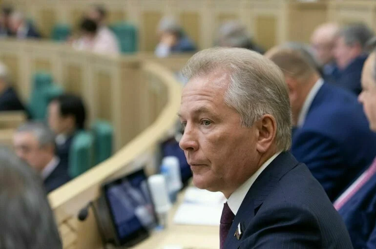 Пономарёв продолжит представлять Камчатку в Совете Федерации