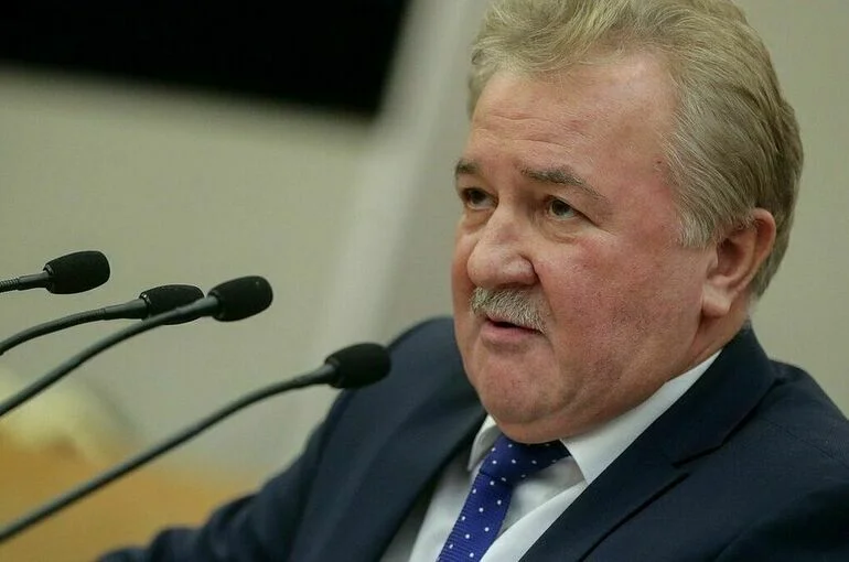 Москвичёв: в 2022 году на развитие дорожной сети планируют выделить более 340 млрд рублей