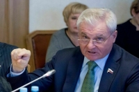 Плотников считает вопрос о пошлинах за зерно основным в работе аграрного комитета Госдумы