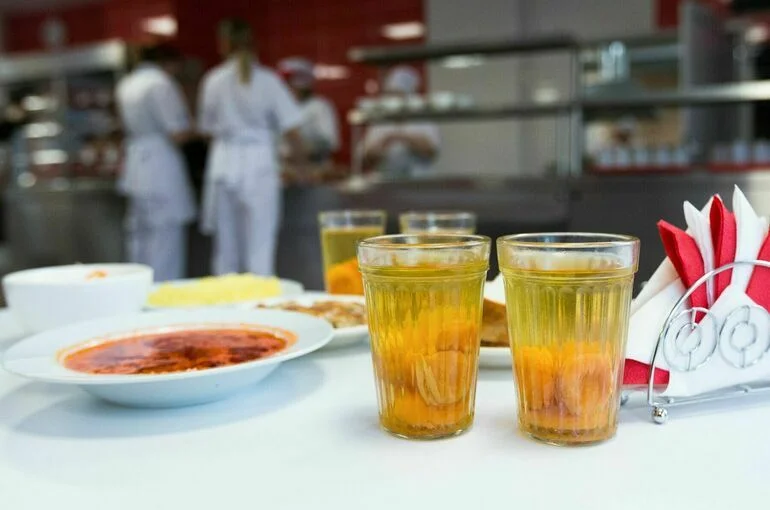 Учителям нужно больше мяса, а гипертоникам — кальмаров 