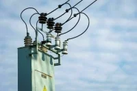 Непогода оставила без электричества более 11 тысяч человек на Сахалине 