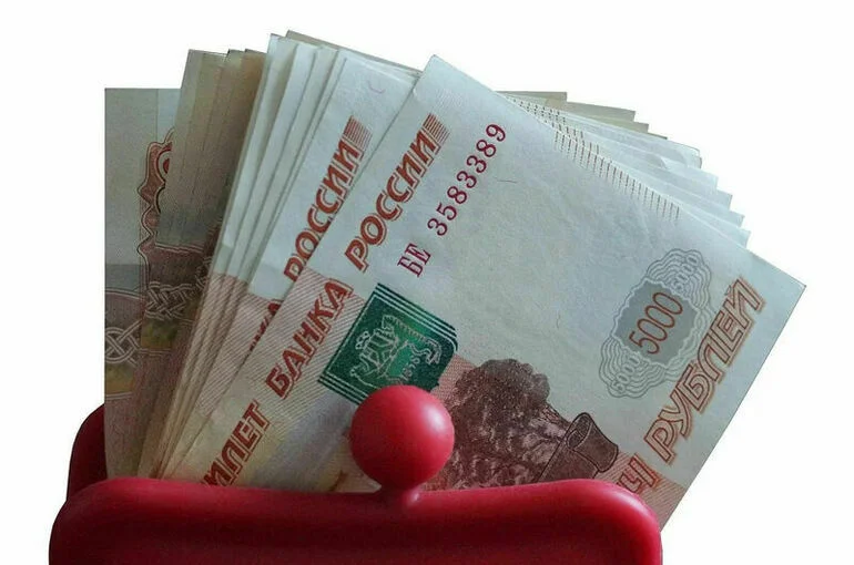 В кабмине назвали отрасли, где малый бизнес получит выплаты в 1 МРОТ на человека