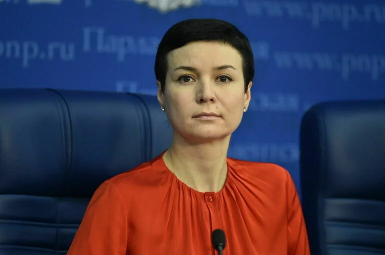 Рукавишникова: при развитии искусственного интеллекта в приоритете должны быть интересы граждан