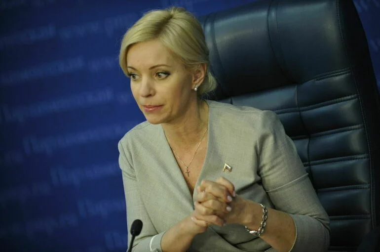 Казакова рассказала, чем должен заниматься советник по воспитанию в школах