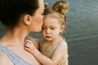 Родители-одиночки могут получить дополнительные трудовые льготы