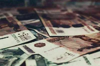 Детей-сирот предлагают уравнять в правах на повышенное пособие по безработице