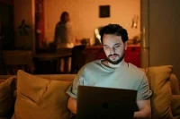 Кого нельзя привлечь к сверхурочной работе