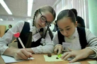 В Минтруде прокомментировали информацию о &laquo;повторных&raquo; школьных выплатах