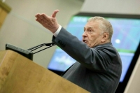  Жириновский: в школах нужно ввести уроки полового воспитания 