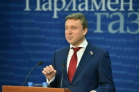 Выборный: возможность заключать контракты с ФСБ мотивирует призывников