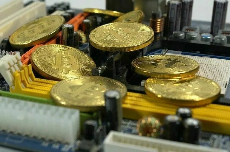 Стоимость биткоина впервые превысила 68 тысяч долларов