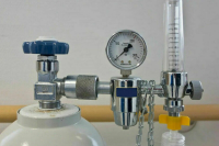 Моряки-черноморцы поделились с крымскими медиками кислородом