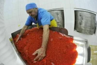 Перевозку красной икры частными лицами предлагают ограничить