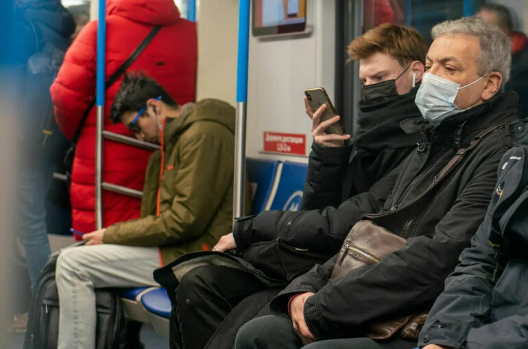 Роспотребнадзор продлил антиковидные требования до 2024 года