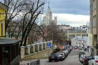 Синоптик предупредил москвичей о рекордно низком давлении в ближайшие дни