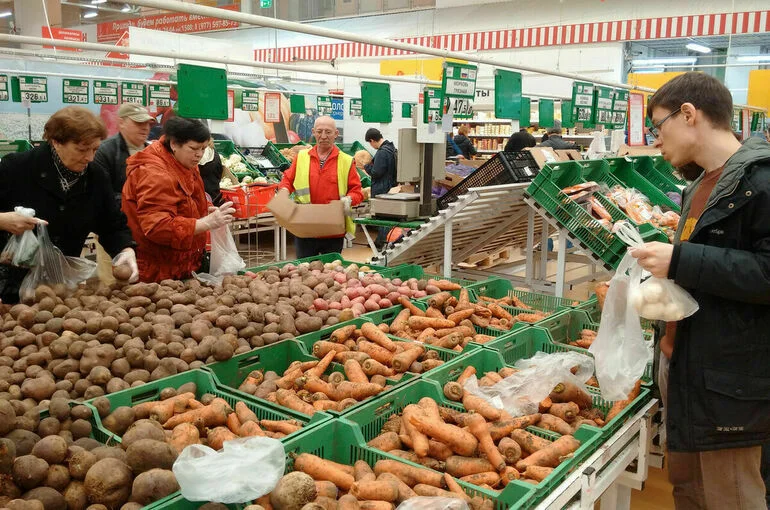 СМИ: Минсельхоз рассматривает вариант закупки картофеля в СНГ из-за роста цен 