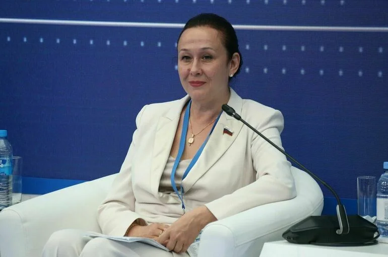 Сенатор поддержала необходимость разработки законопроекта о семейном бизнесе