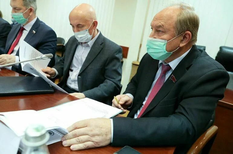 Комиссия Госдумы рекомендовала палате дать согласие на лишение Рашкина неприкосновенности