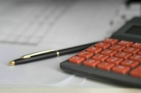 Налоговую задолженность граждан предлагают взыскивать во внесудебном порядке 