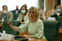 Захарова: очередные санкции Запада против Белоруссии носят антигуманный характер