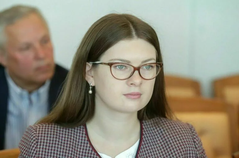 Депутат предложила 46 регионам учредить знаки отличия для волонтёров 