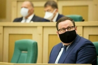 Ежемесячную господдержку получает каждый четвёртый ребёнок в России, заявили в Минтруде