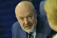 Крашенинников рассказал, что изменилось в законе о публичной власти ко второму чтению