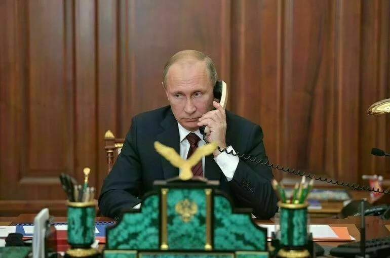Путин заявил Джонсону о необходимости переговоров по непродвижению НАТО на восток