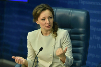 Расходы на обеспечение жильём детей-сирот сократили в 26 регионах, сообщила Кузнецова