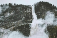 Двое российских военных погибли при сходе лавины в Южной Осетии