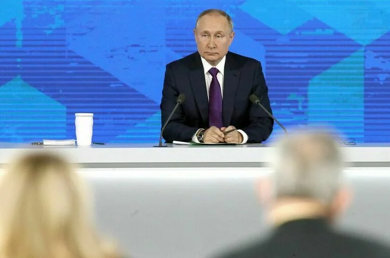 Путин призвал &laquo;перевернуть страницу&raquo; с якобы отравлением Навального
