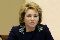 Матвиенко: к неплательщикам алиментов должны применяться самые строгие законы