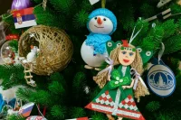 В Госдуме проходит фестиваль новогодних игрушек