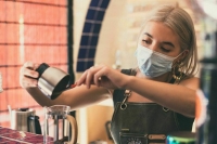 В Севастополе отменили QR-коды для посещения общепита и кинотеатров