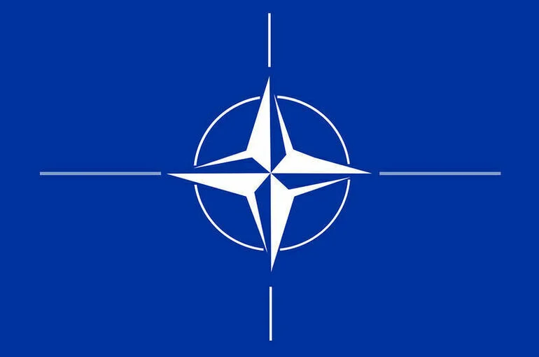 НАТО готовится к вооружённому конфликту с Россией, считают в Минобороны