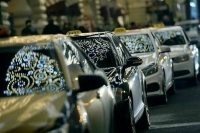 Молодёжный парламент просит проверить новогодние цены на такси и отели