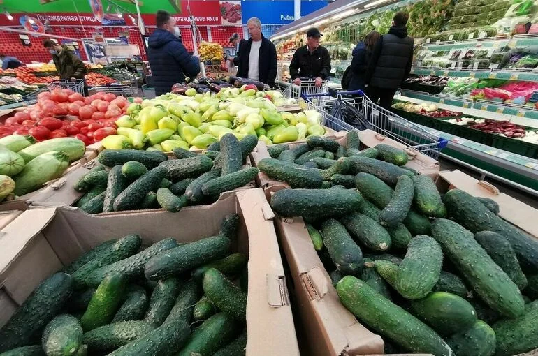 Три ретейлера согласились ограничить наценки на продукты, сообщили в ФАС