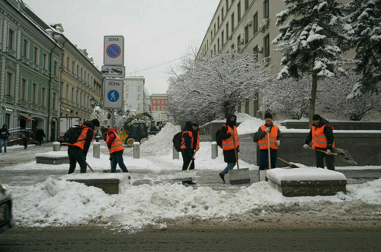 На &laquo;Госуслугах&raquo; заработал сервис отправки уведомлений по трудовым мигрантам 