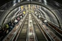 Станцию петербургского метро закрыли из-за задымления