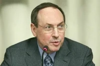 Никонов разъяснил, для чего НАТО нужен шум вокруг Украины
