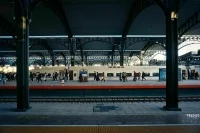 В Петербурге пустили специализированные поезда «Лыжные стрелы» до снежных трасс