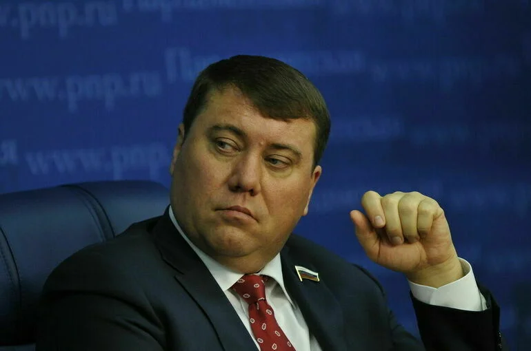 Абрамов: в пяти регионах ДФО не смогут достичь целей нацпроекта о безопасных дорогах