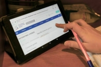 Электронные учебники проверят на вирусы — сетевые и политические