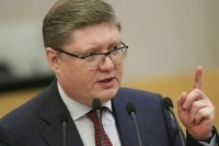 Закон о страховании самозанятых может быть принят до конца года, сообщил Исаев