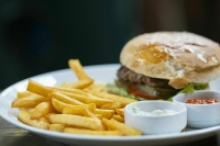 Врач посоветовала отказаться от фастфуда, чтобы не спровоцировать диабет